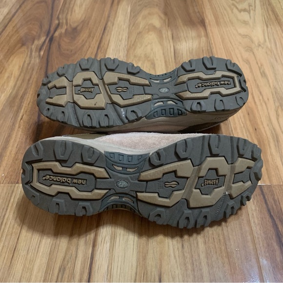 New Balance 643 All Terrain Beige Brown Suede Hiking Trail Shoes Womens Sz 7.5 - Picture 4 of 7